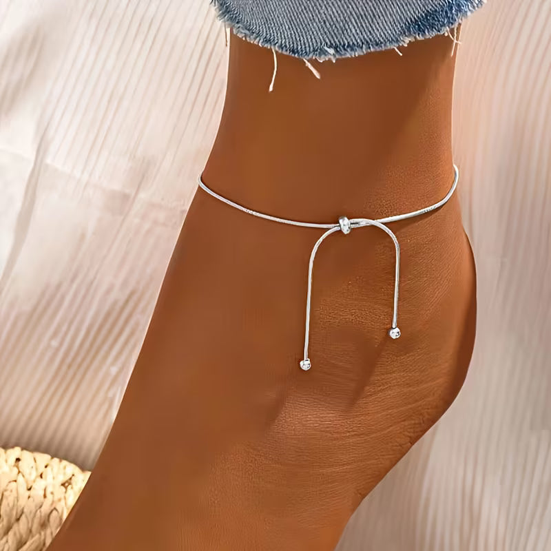 Chevillère ajustable minimaliste à finition lisse