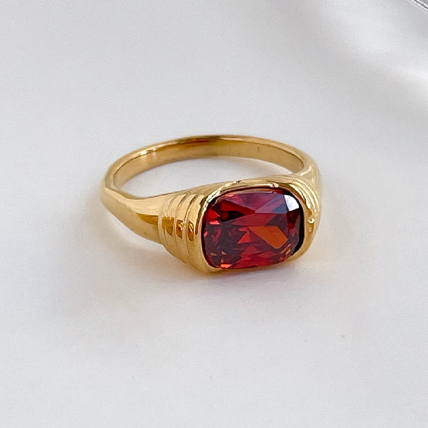 Bague héritage crimson