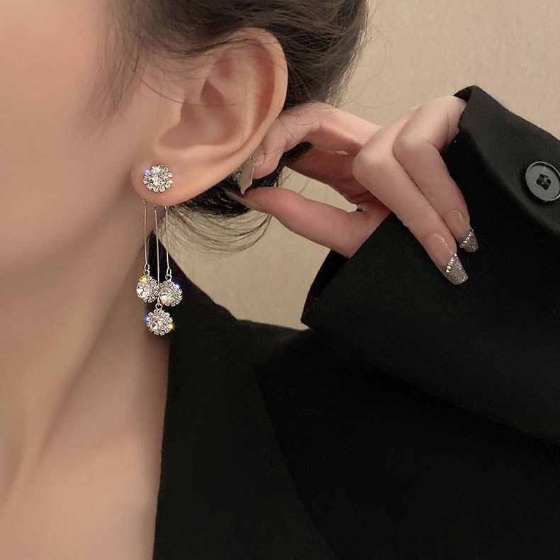 Boucles d'oreilles plaquées or Triade de zircones