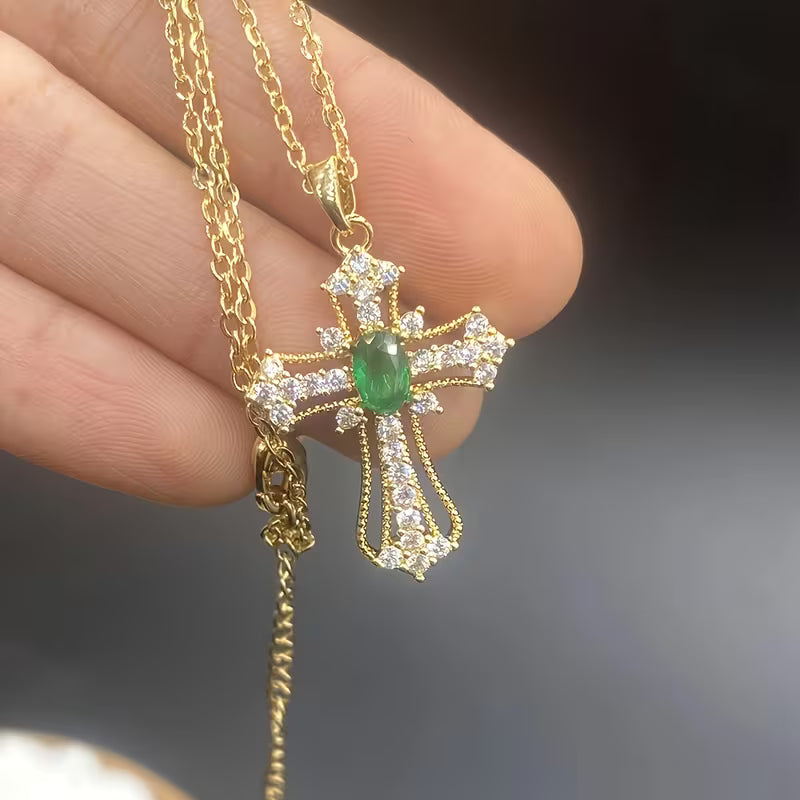 Collier Croix zirconium en cuivre