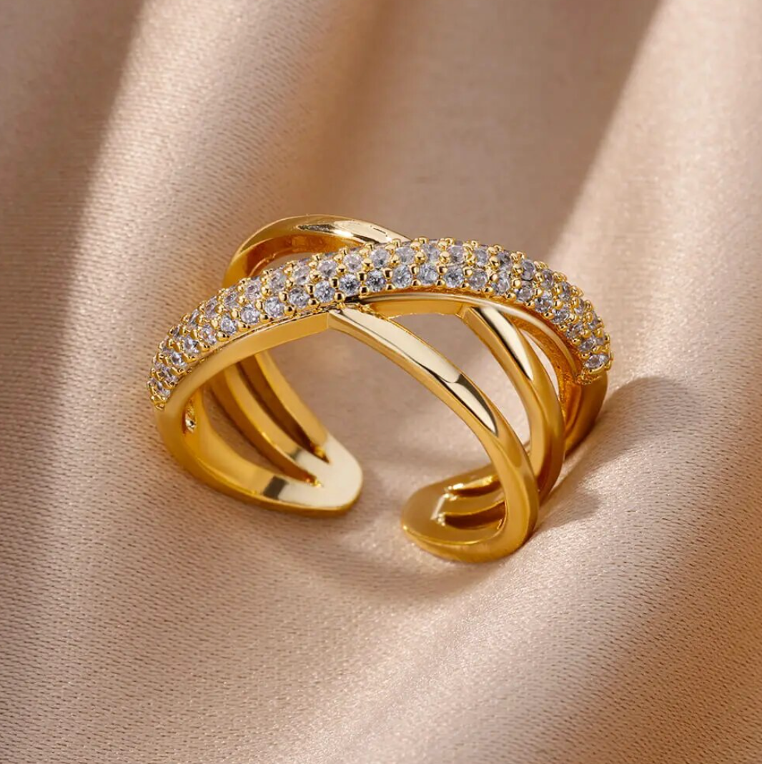 Bague plaqué or 18 carats Chemins entrelacés avec zircons