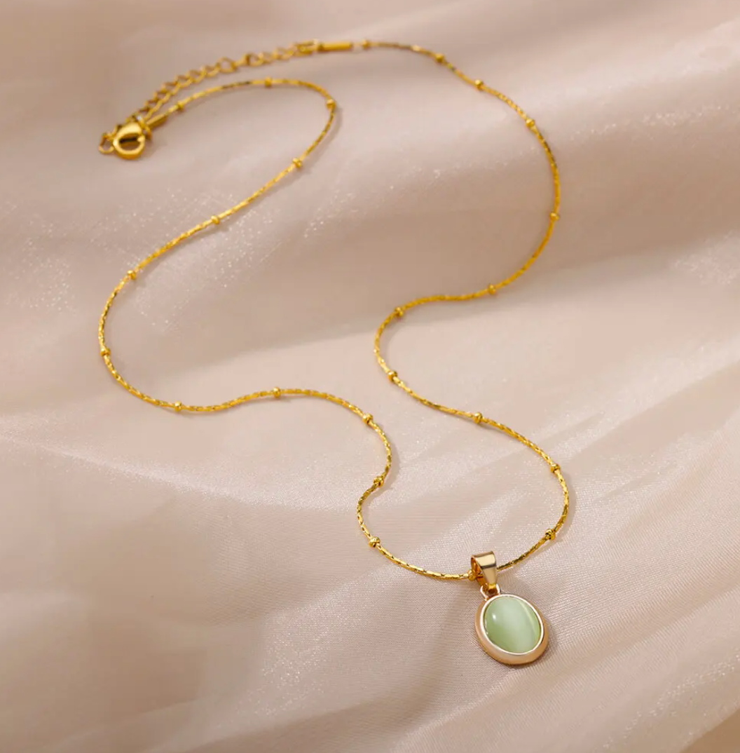 Collier de quartz vert en plaqué or 18 carats