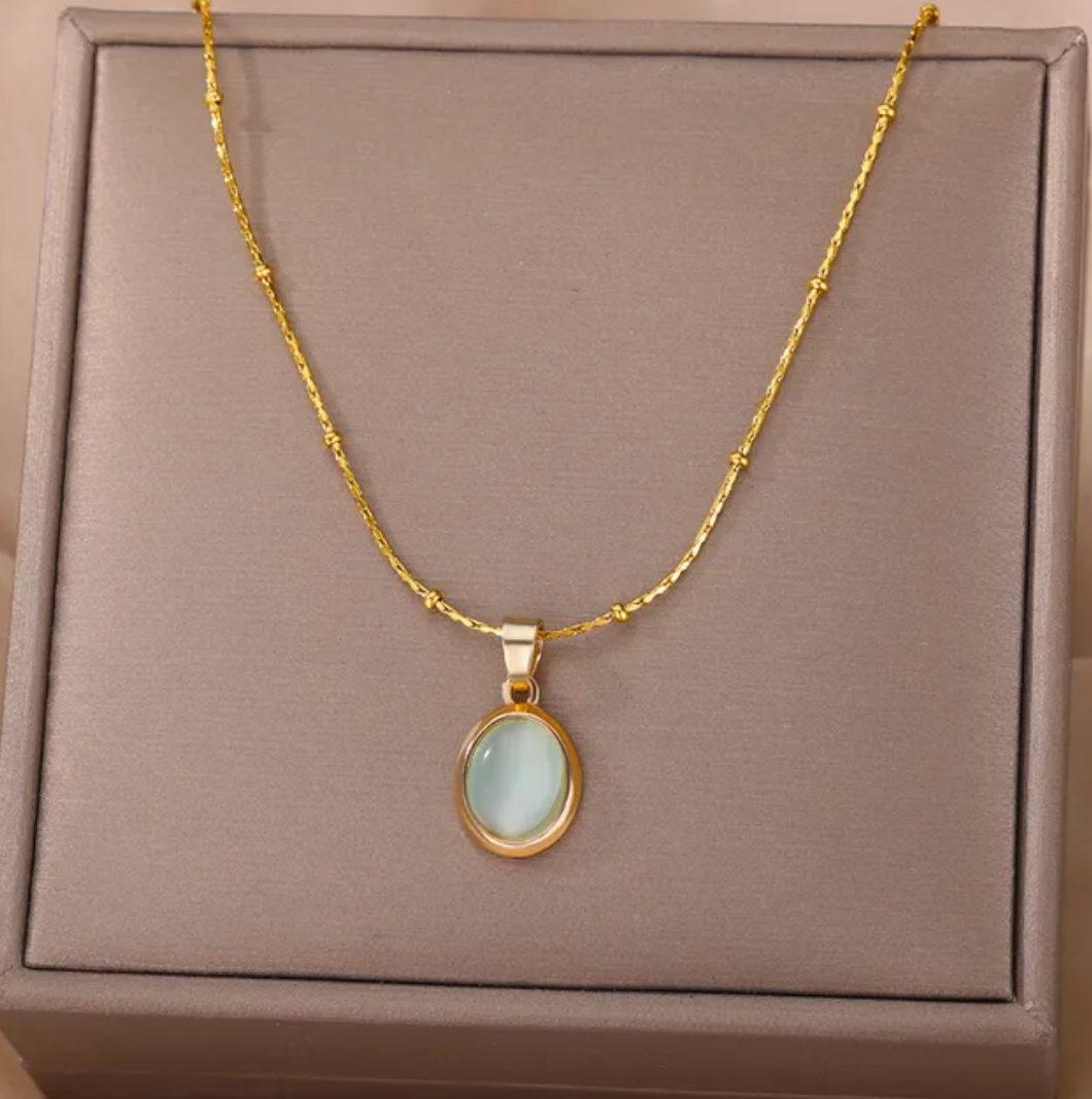 Collier de style Quartz en plaqué or 18 carats