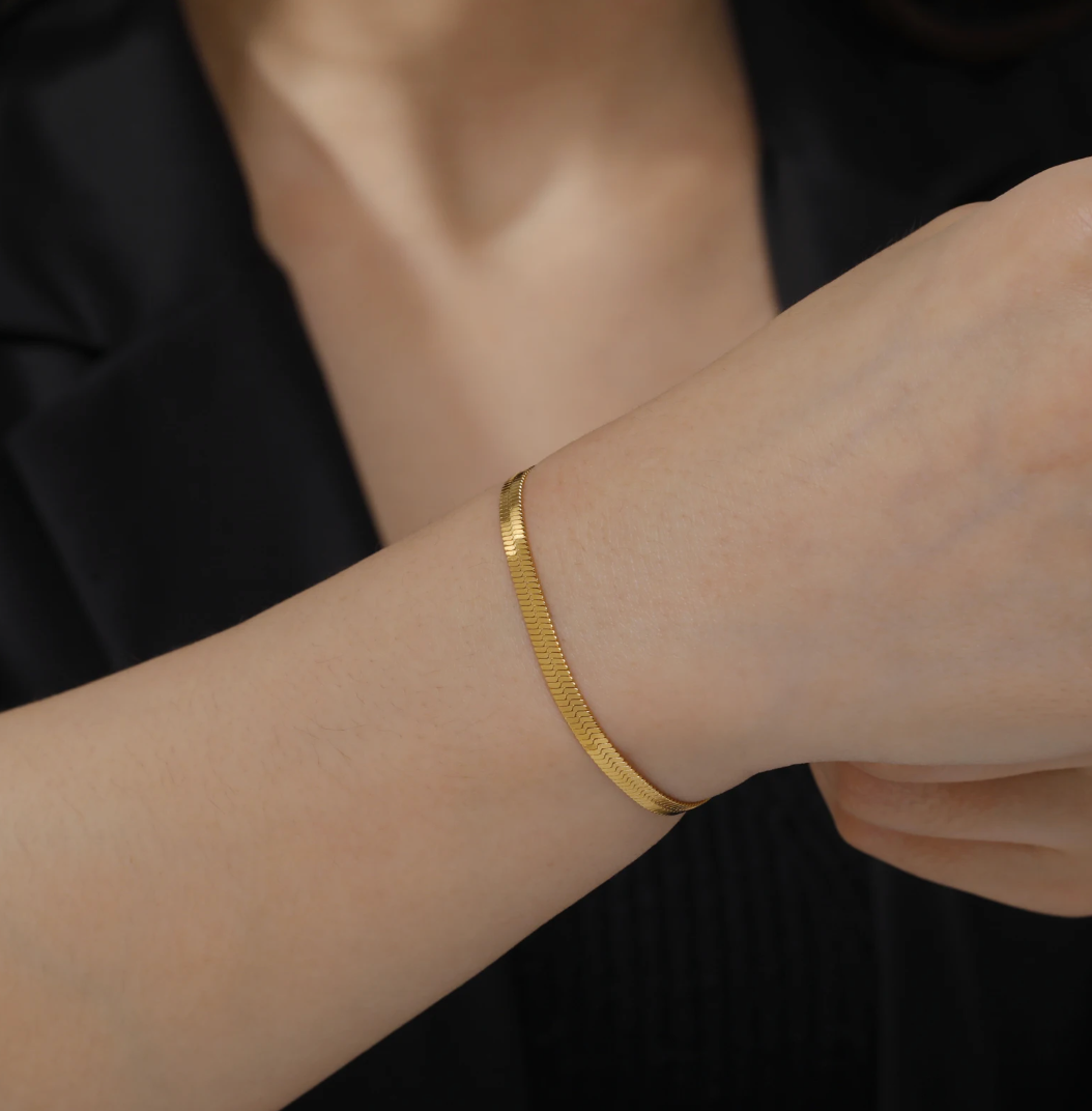 Bracelet plaqué or 18 carats en forme de serpent