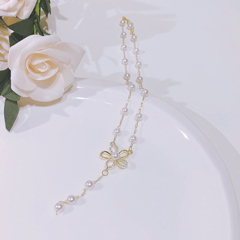 Collier floral de perles Yvonne