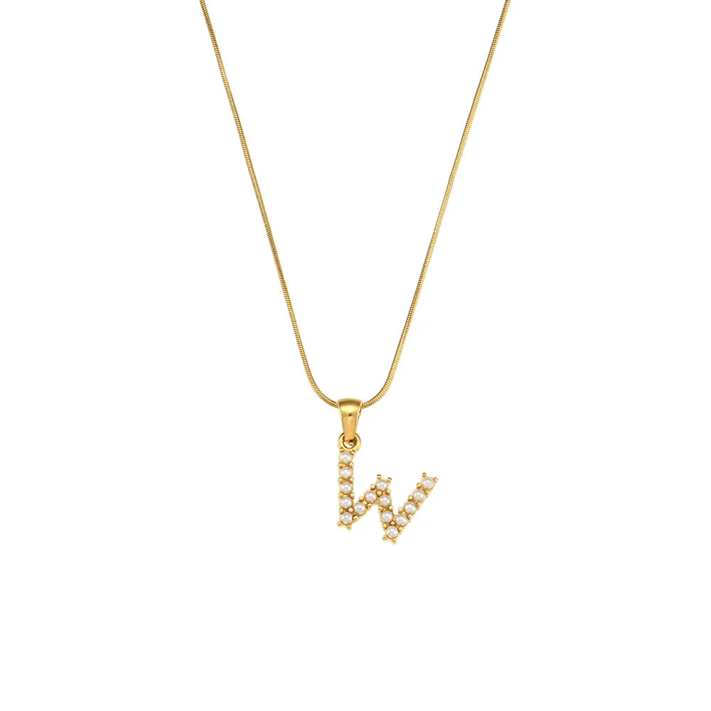Collier d'initiales en perles précieuses et petites perles naturelles plaquées or 18 carats