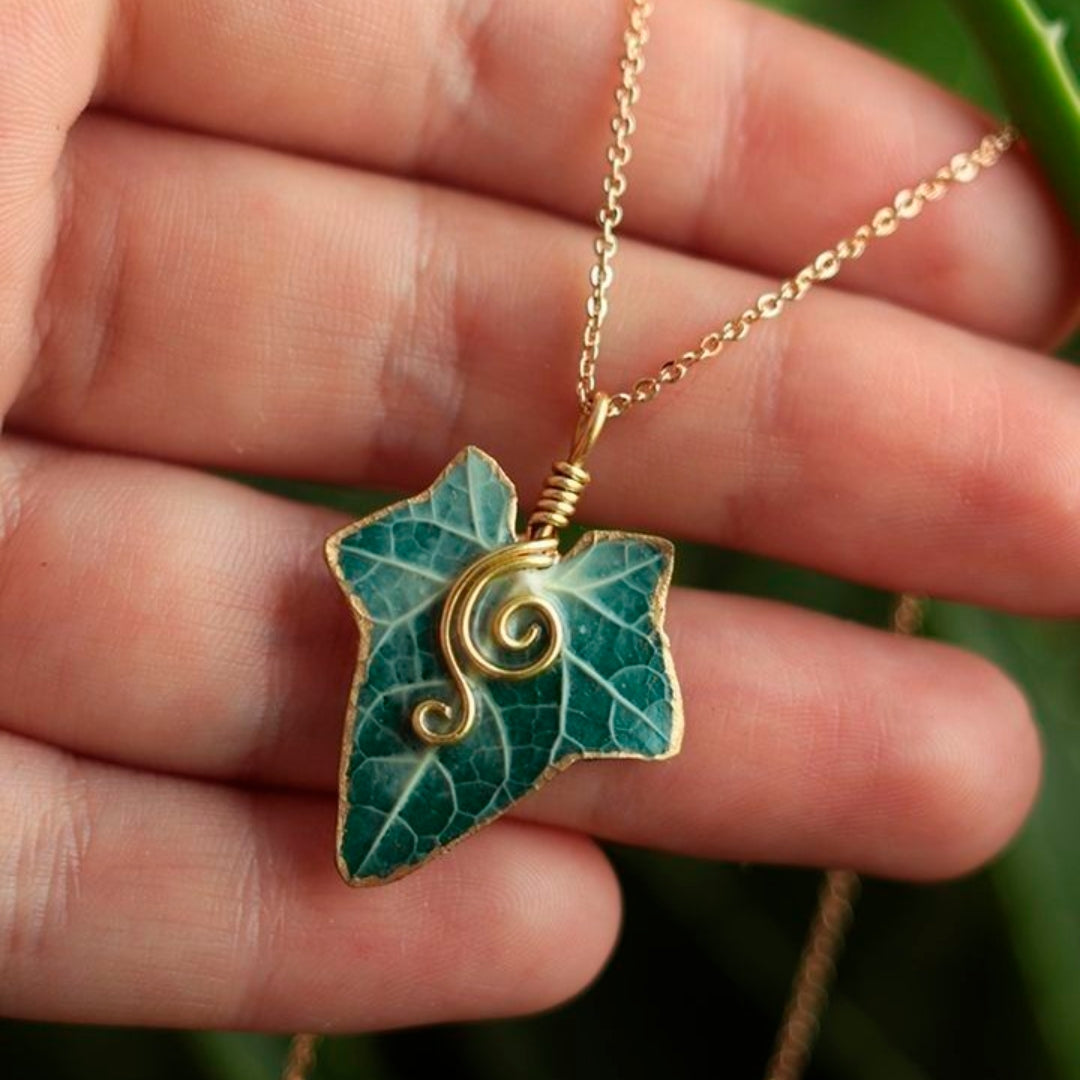 Collier Feuille Verte Nature