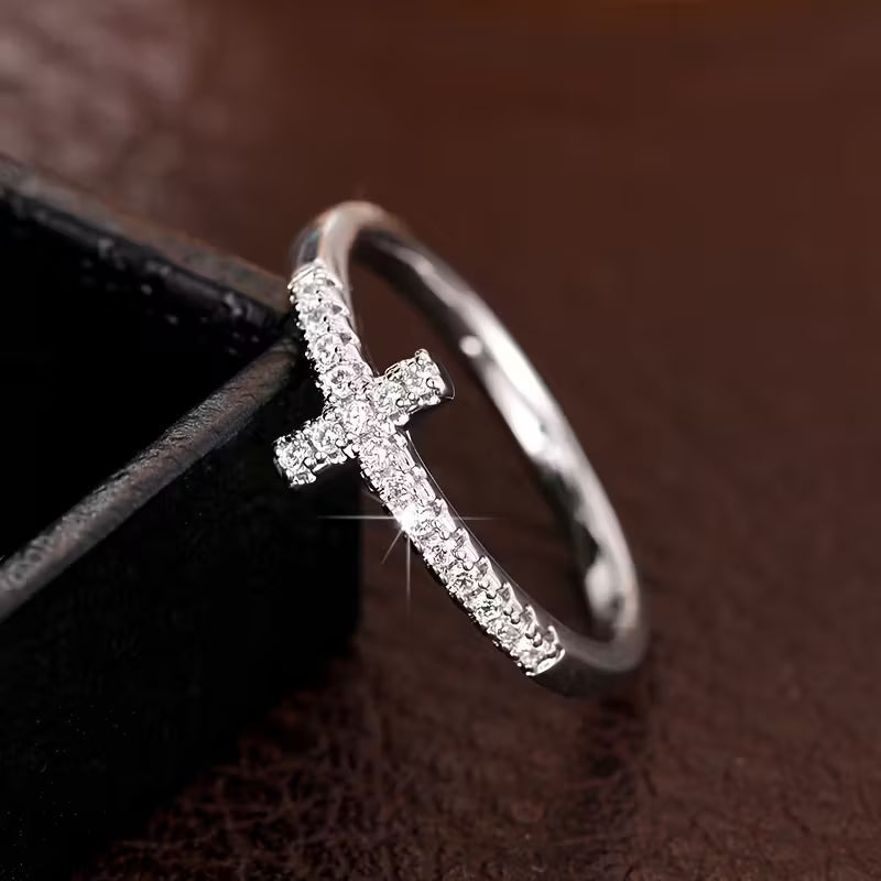 Bague Croix zirconium minimaliste
