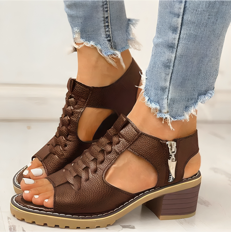 Chloe – Sandales avec fermeture éclair et design urbain pour femme