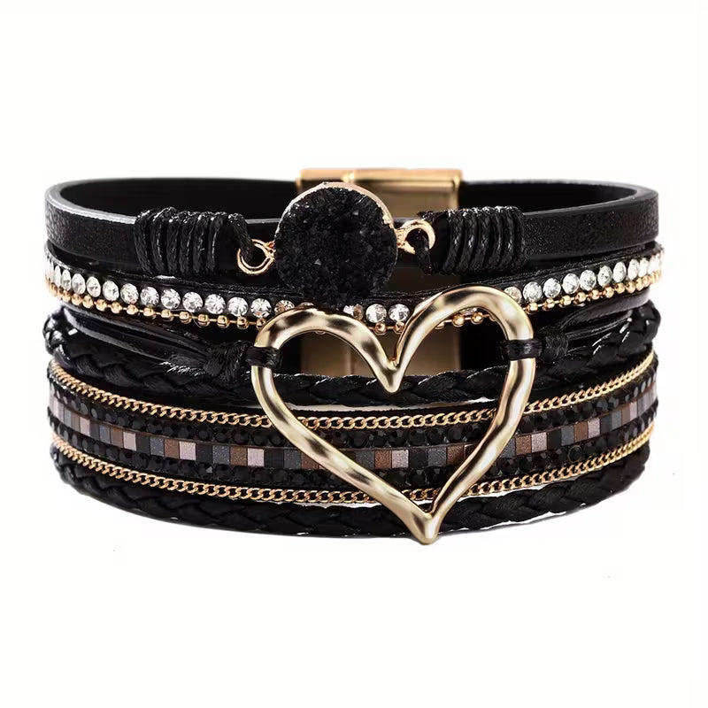 Bracelet bohème multicouche avec cœur doré