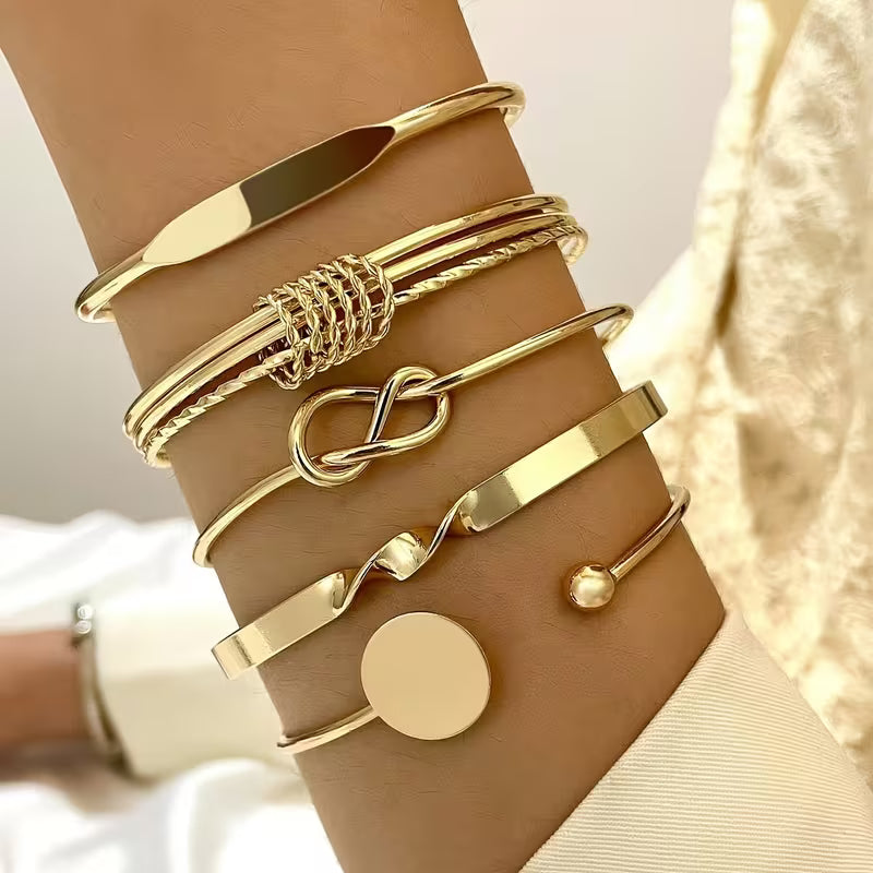 Ensemble de 5 bracelets élégants dorés