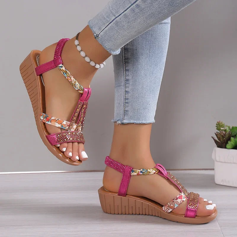 Laura – Sandales bohèmes à coin avec design artisanal pour femme