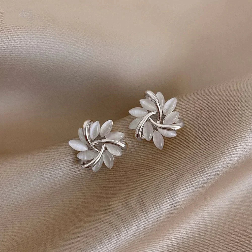 Boucles d’Oreilles Élégantes à Vis en Or et Argent