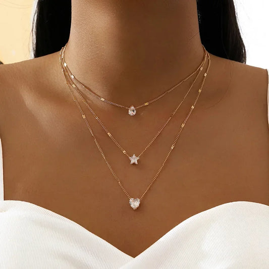 Collier multicouche triple avec pendentifs en zircon