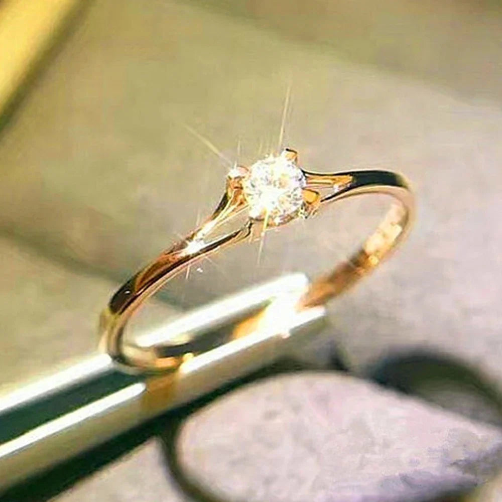 Bague solitaire bohème avec zircon brillant