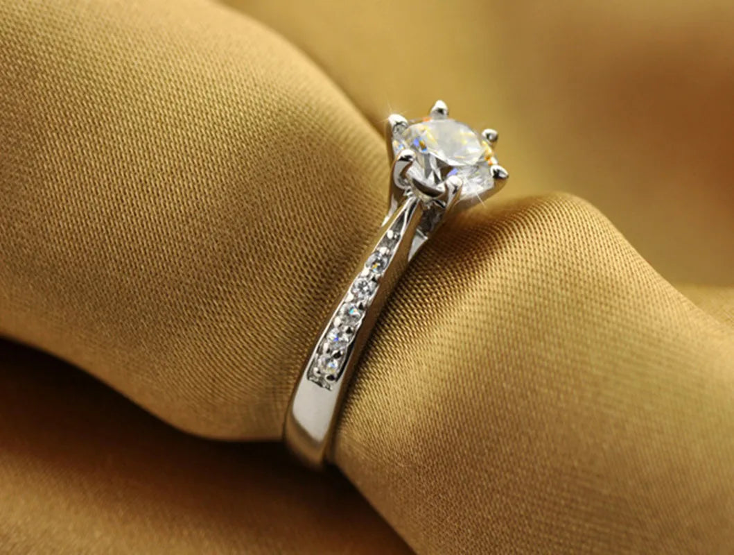 Bague solitaire argent 925 avec zircon brillant