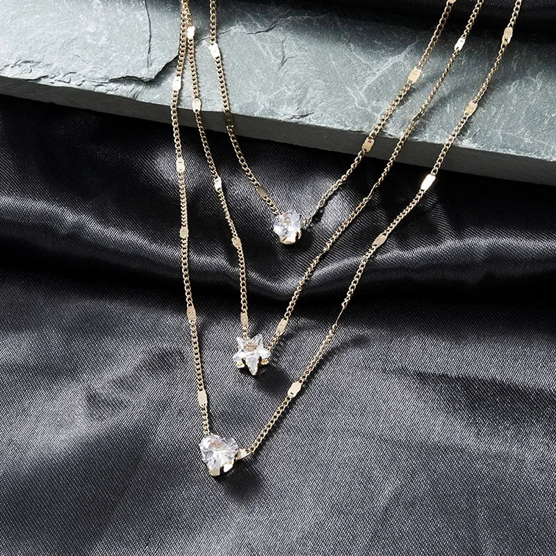 Collier multicouche triple avec pendentifs en zircon
