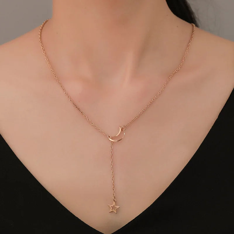 Collier lune et étoile céleste doré