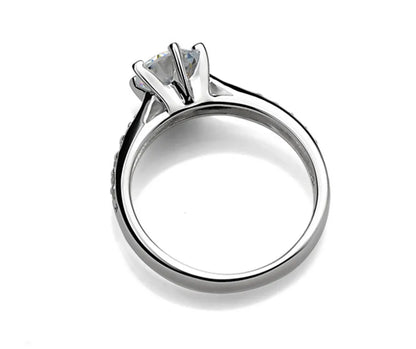 Bague solitaire argent 925 avec zircon brillant