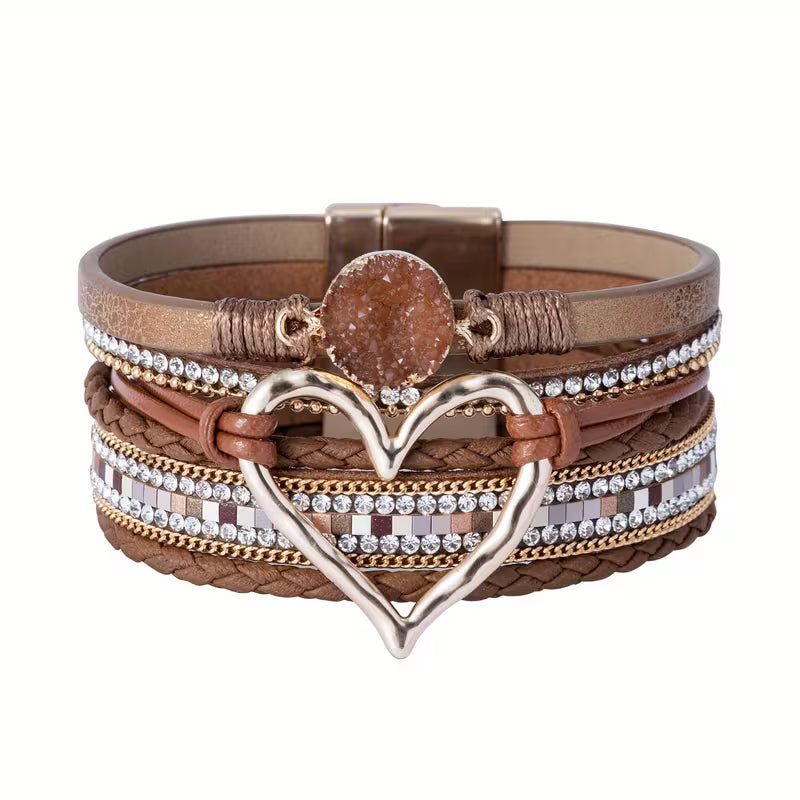 Bracelet bohème multicouche avec cœur doré
