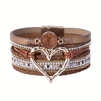 Bracelet bohème multicouche avec cœur doré