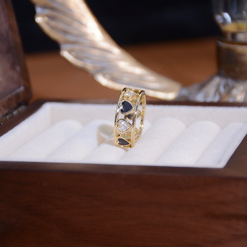 Bague cœur ouvert incrustée de zircones
