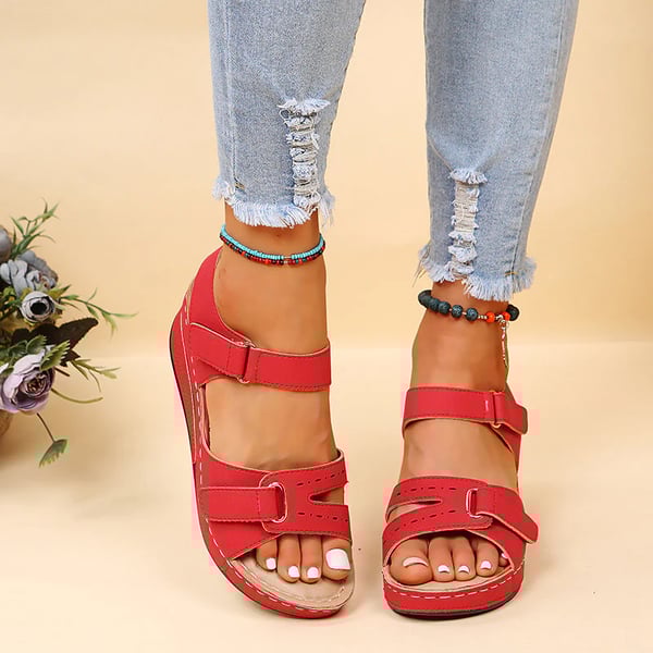 Romina – Sandales romaines avec velcro et design classique pour femme