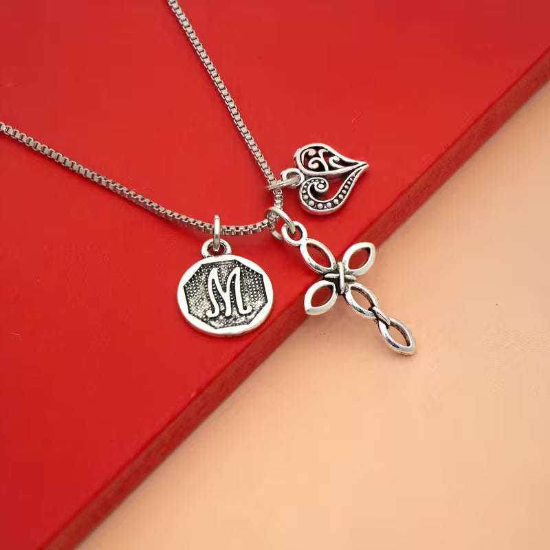 Collier Croix et cœur avec initiale