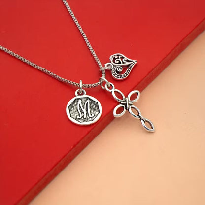 Collier Croix et cœur avec initiale