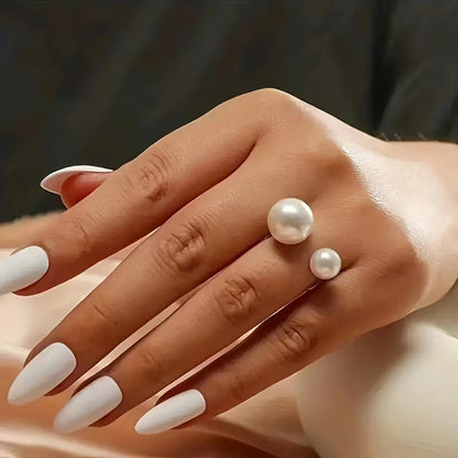 Bague ajustable élégante à double perle