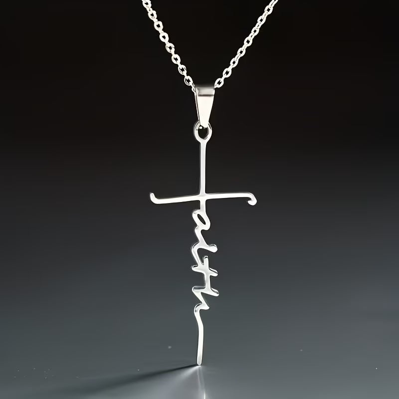 Collier pendentif Croix élégant