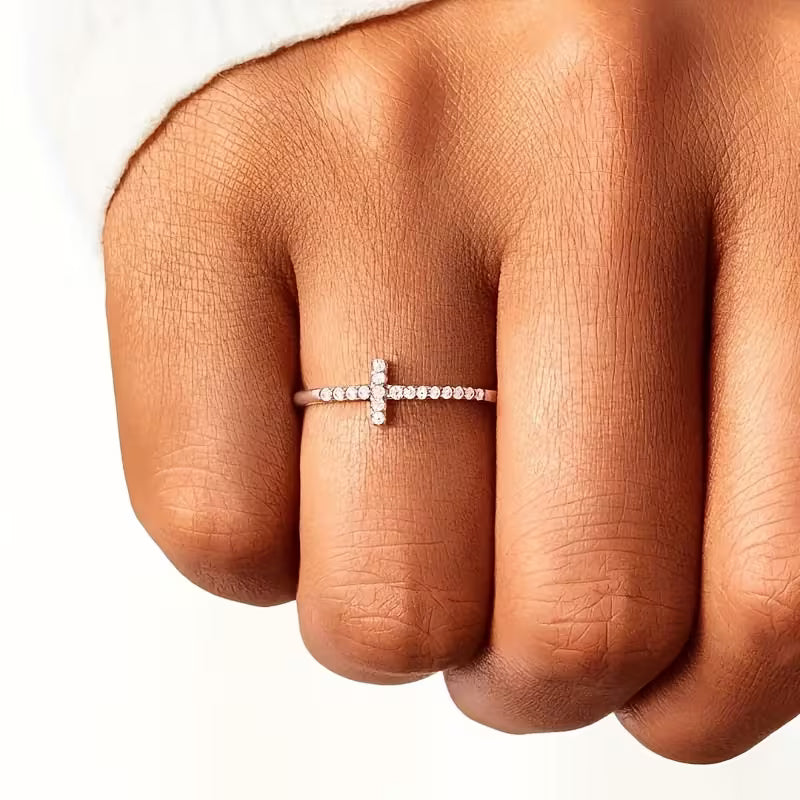 Bague Croix zirconium minimaliste