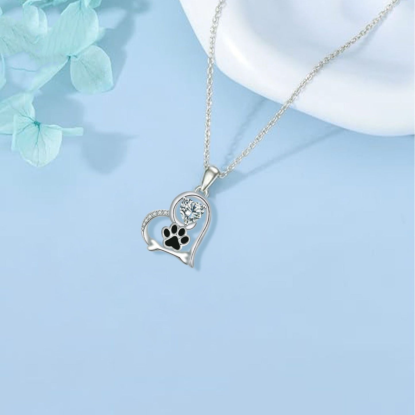 Collier Os et Empreinte Patte de Chien Faits Main avec Zircone