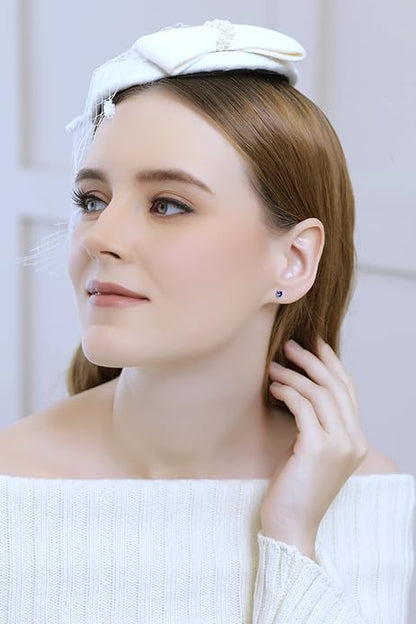 Boucles d'oreilles stud classiques en saphir | Or Blanc
