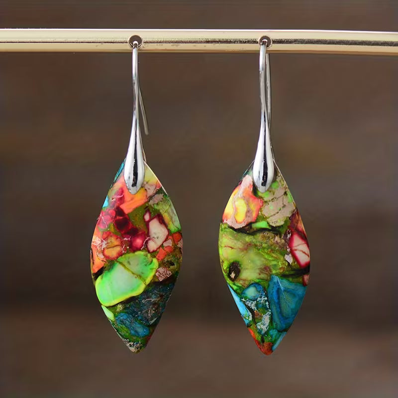 Boucles d'oreilles pendantes en forme de feuille en pierre naturelle