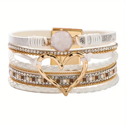 Bracelet bohème multicouche avec cœur doré