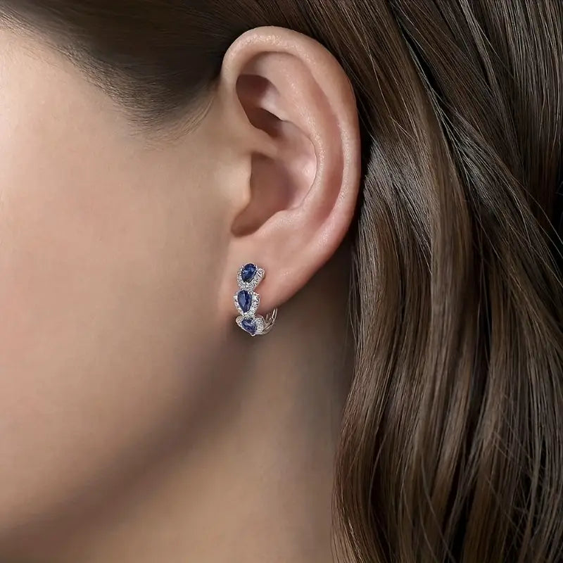Boucles d'oreilles blason royal en saphir | Or Blanc