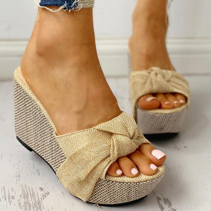 Daniela – Sandales à coin et talon haut pour femme élégante