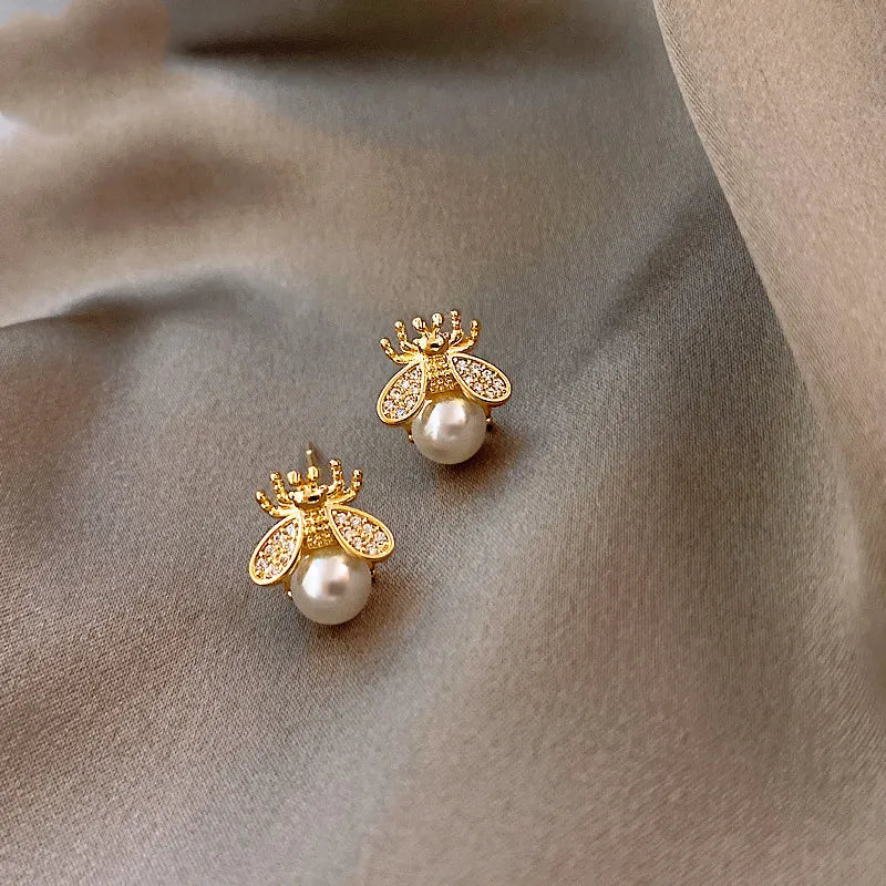 Boucles d'oreilles Fines Abeille Perle – Bijou Ton Or Élégant pour Femme