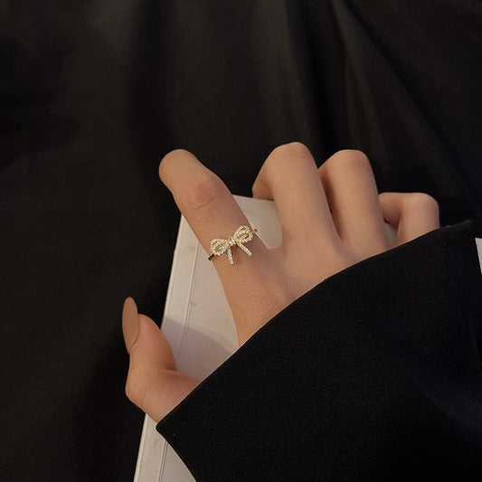 Bague ruban doré Henrietta