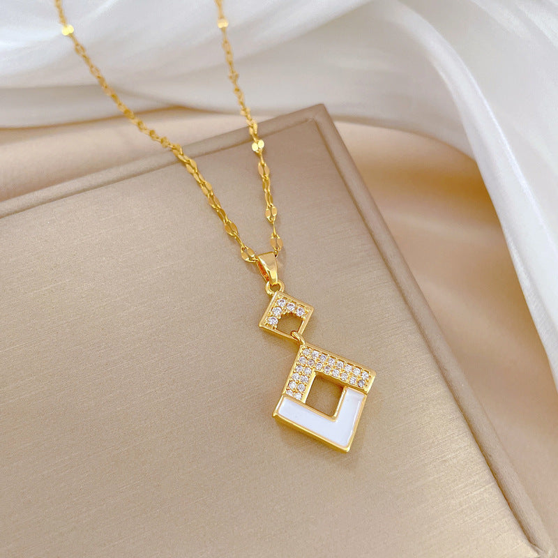 Pendentif géométrique doré Dara