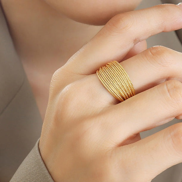 Bague ouverte dorée Vera