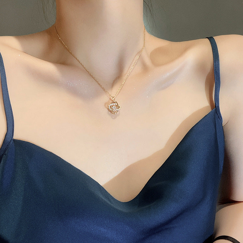 Collier chaîne dorée Andromède