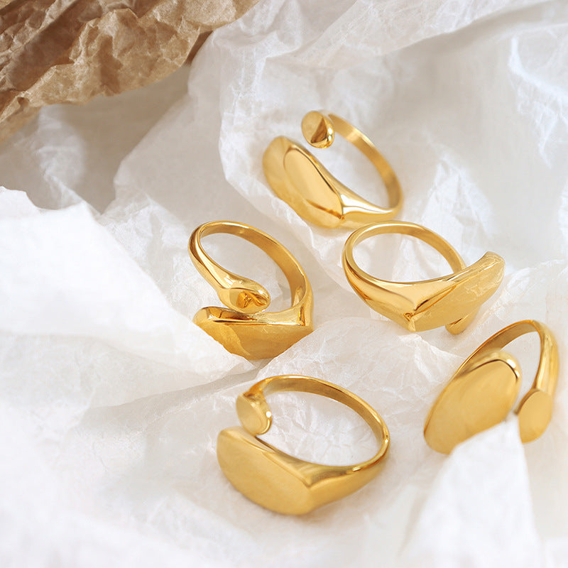 Bague minimaliste dorée Odyssey