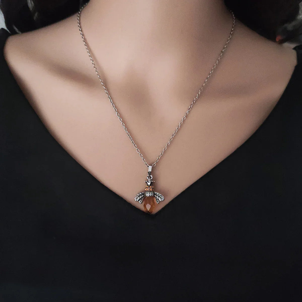 Coffret Collier & Boucles d'oreilles Abeille Vintage