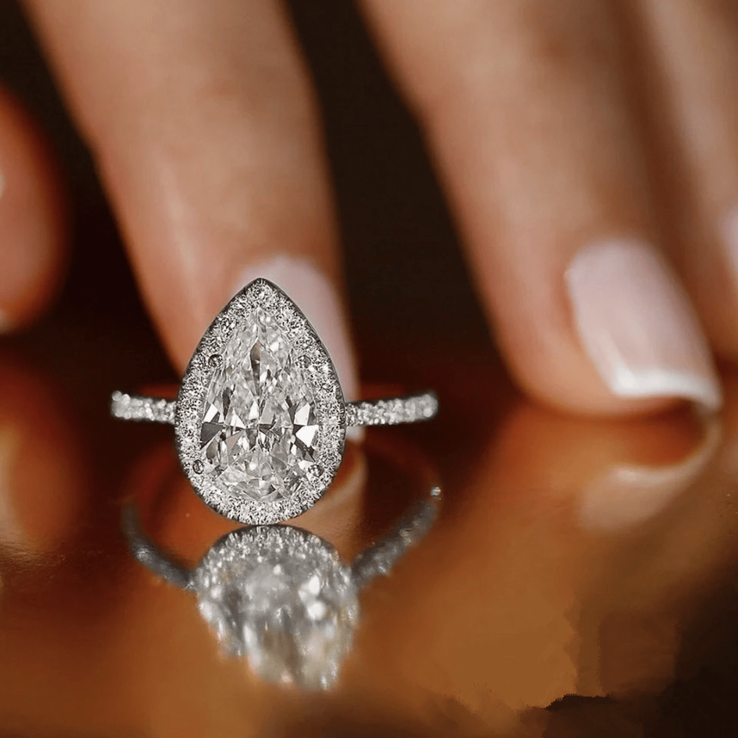 Bague en forme de poire Talia