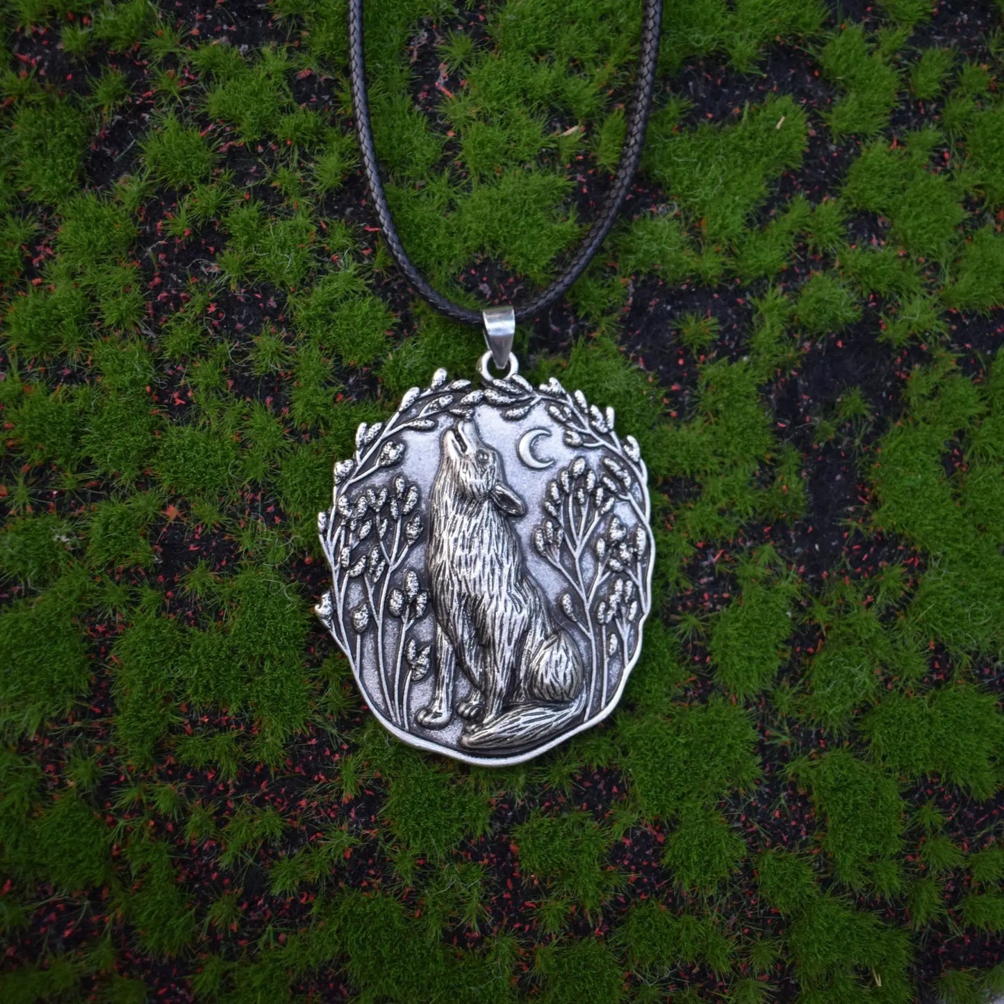 Collier Pendentif Lune Loup Animal Totem
