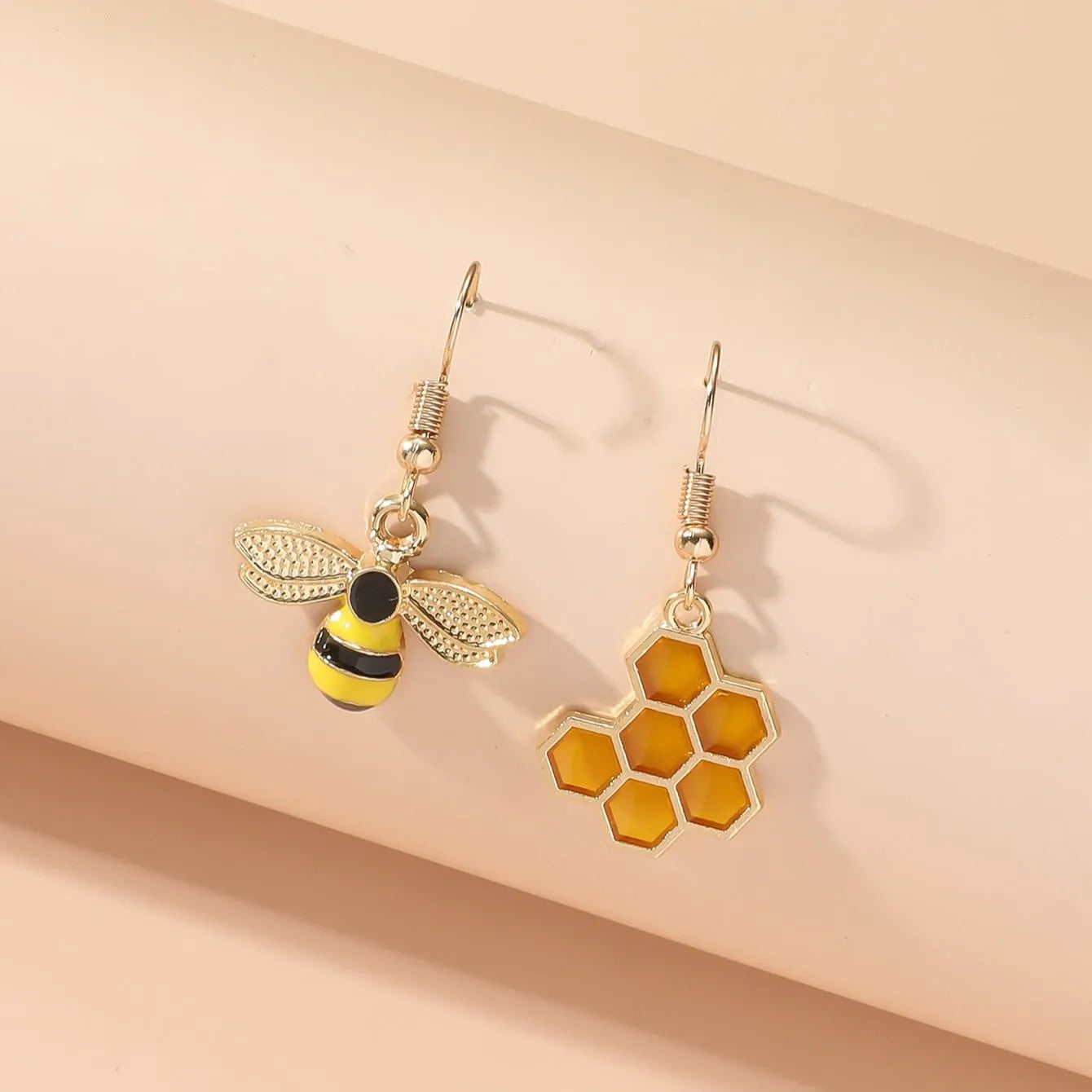 Boucles d'oreilles Tomettes Ruche et Abeille – Bijou Ton Or pour Femme