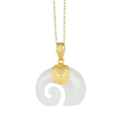 Collier Pendentif Éléphant en Jade de Hetian – Chaîne Placée Or 18K pour Femme