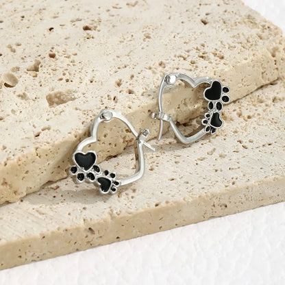 Boucles d'oreilles Huggie Patte Cœur avec Émail Noir